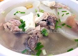 白萝卜豆腐排骨汤
