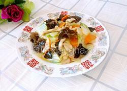 白菜猪肉炒木耳