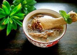 茶树菇鸡腿汤