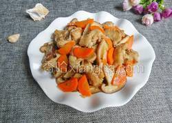 香菇炒鸡肉