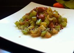 芹菜炒牛肉