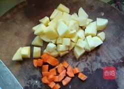 土豆炖牛肉的做法图解2