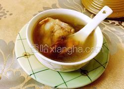 五指毛桃猪骨汤