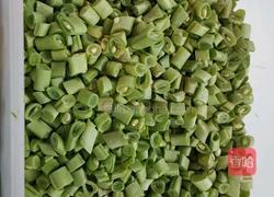 梅干菜四季豆肉沫的做法图解1