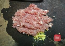 嫩黄豆炒瘦肉的做法图解4