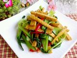 油豆腐炒青菜