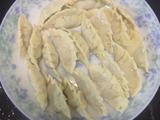 玉米红萝卜猪肉葱花饺子的做法[图]