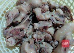 酸菜鸭子的做法图解3