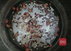 薏仁美白粥的做法图解3