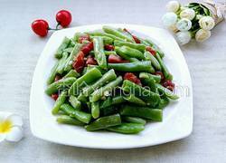 腊肠丁炒四季豆