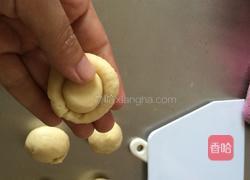 蛋黄酥(一盘12个)的做法图解4