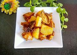 香菇土豆炖鸡肉