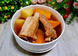 胡萝卜土豆炖排骨