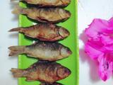 油炸小鲫鱼