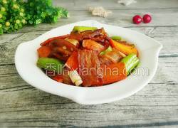 胡萝卜回锅肉