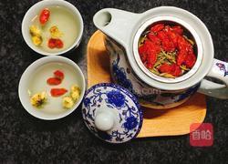 枸杞菊花金银花茶的做法图解4