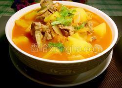 韩式土豆排骨汤
