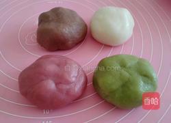 四色冰皮月饼的做法图解1