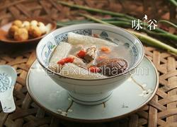 竹荪炖鸡汤