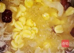 红枣木耳莲子甜汤的做法图解3