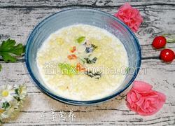 牛奶煮鲜虾鱼板面