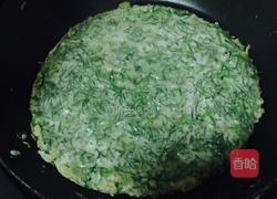 茴香鸡蛋红豆薏米饼的做法图解3
