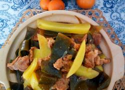 梅花肉炖土豆海带