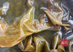 梅花肉炖土豆海带的做法图解1