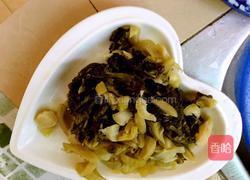酸菜鸡的做法图解3