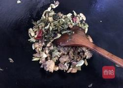 酸菜鸡的做法图解9