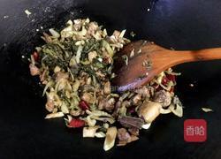 酸菜鸡的做法图解10