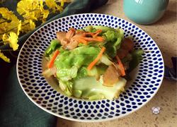 五花肉炒包菜
