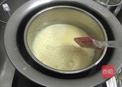 酸奶树莓慕斯蛋糕的做法图解4