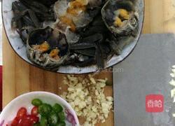 蒸河蟹的做法图解1