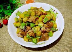 鸡腿肉炒笋瓜