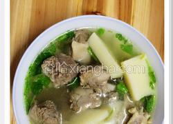 鲜美竹笋鸭肉煲