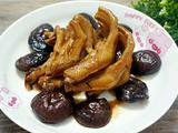 冬菇扒鸭掌