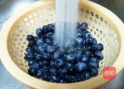 蓝莓果酱的做法图解2