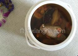 红参炖鸽子汤