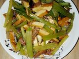 芹菜香干肉丝