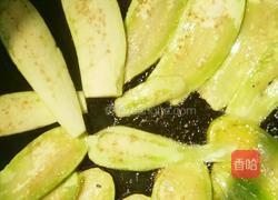 香辣茄子片的做法图解3