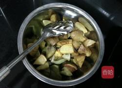 土豆烧茄子的做法图解3