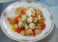 豆腐炒鹌鹑蛋