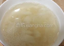 冰糖雪梨银耳羹