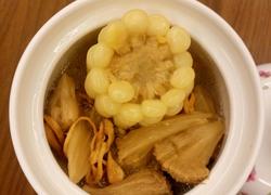排骨玉米猴头菇虫草花汤