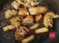 黄豆焖猪手（匆匆忙忙起锅了没摆盆）的做法图解5