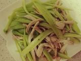 黄瓜鸡丝凉拌菜的做法[图]