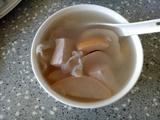 雪梨雪耳海底椰煲瘦肉