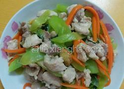 胡萝卜莴笋炒瘦肉