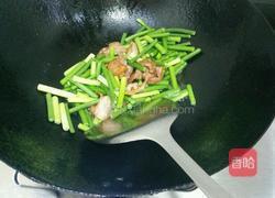 蒜苗炒五花肉的做法图解7